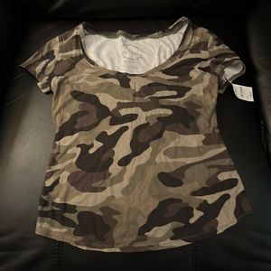 International Concepts Camo Top Size XS